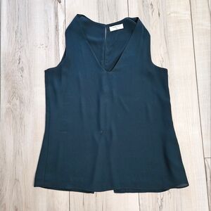 Babaton Maddox Sleeveless Blouse